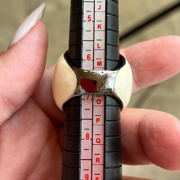 Vintage-Inspired Silver & Black Gemstone Statement Ring Clear Accents size 6.5 - Picture 7 of 7